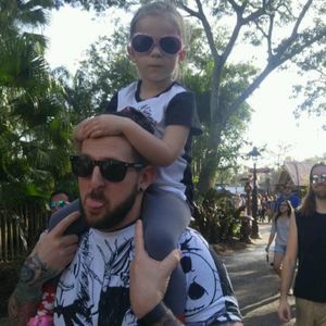 Meet your Posher, Elliott